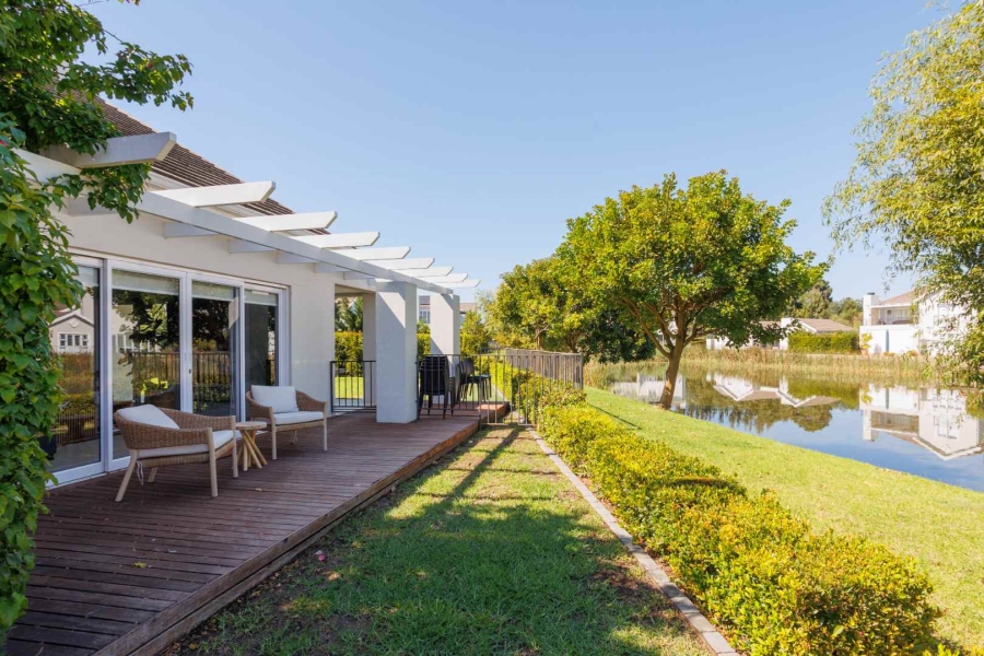 To Let 3 Bedroom Property for Rent in Val De Vie Estate Western Cape